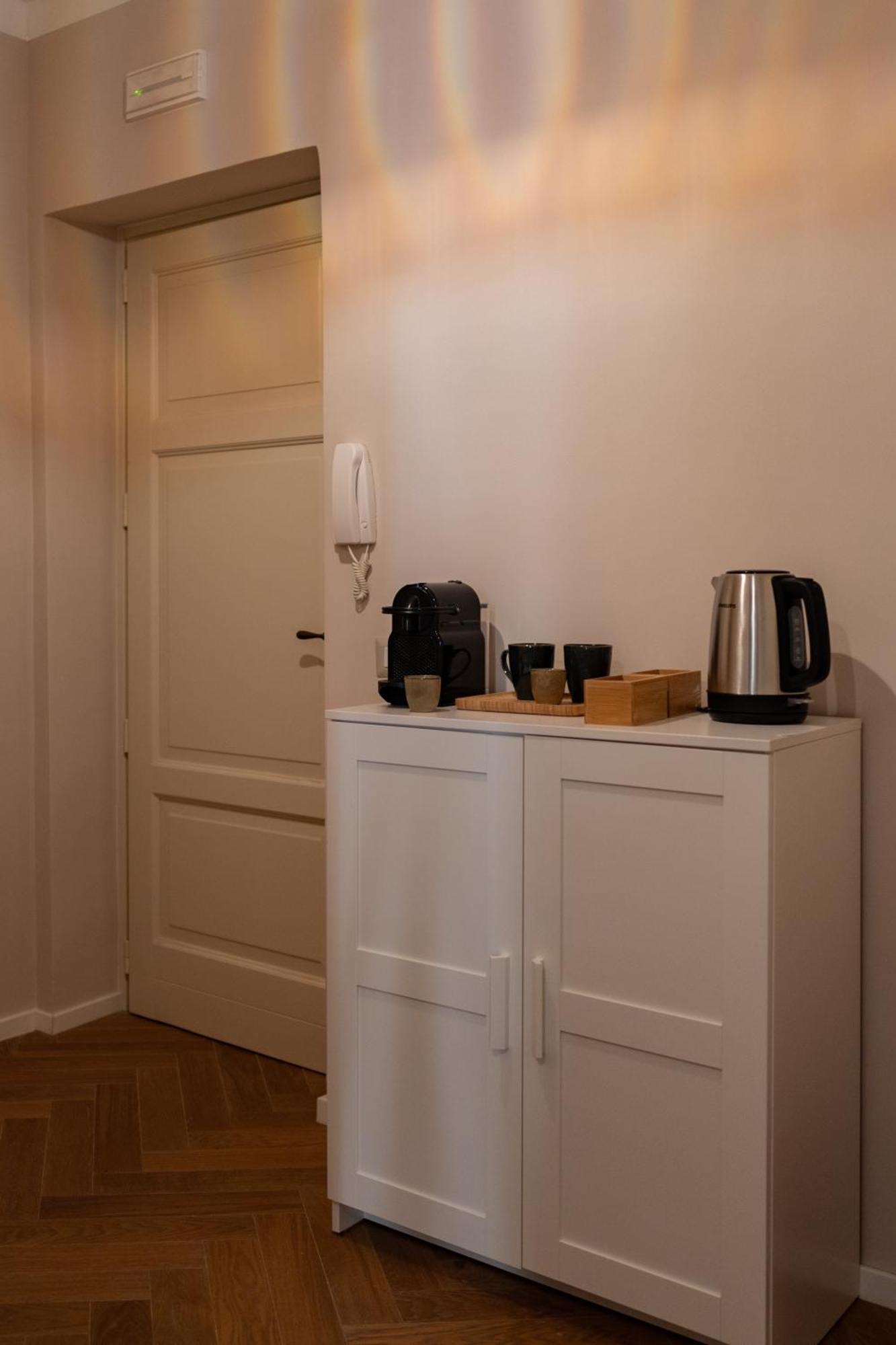 ליבורנו Acquaviva Apartments מראה חיצוני תמונה